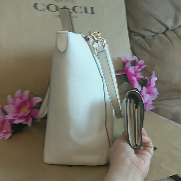 NWT Coach tote purse bag w/ wallet - Picture 5 of 8
